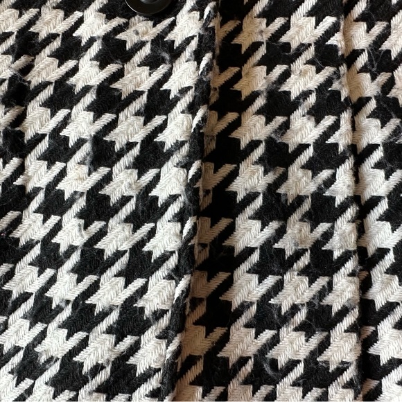 George Black & White Houndstooth Winter Coat - Picture 9 of 10